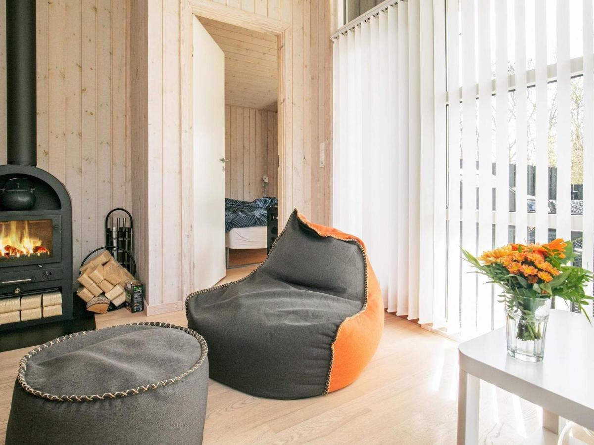 8 Person Holiday Home In Hals Eksteriør billede