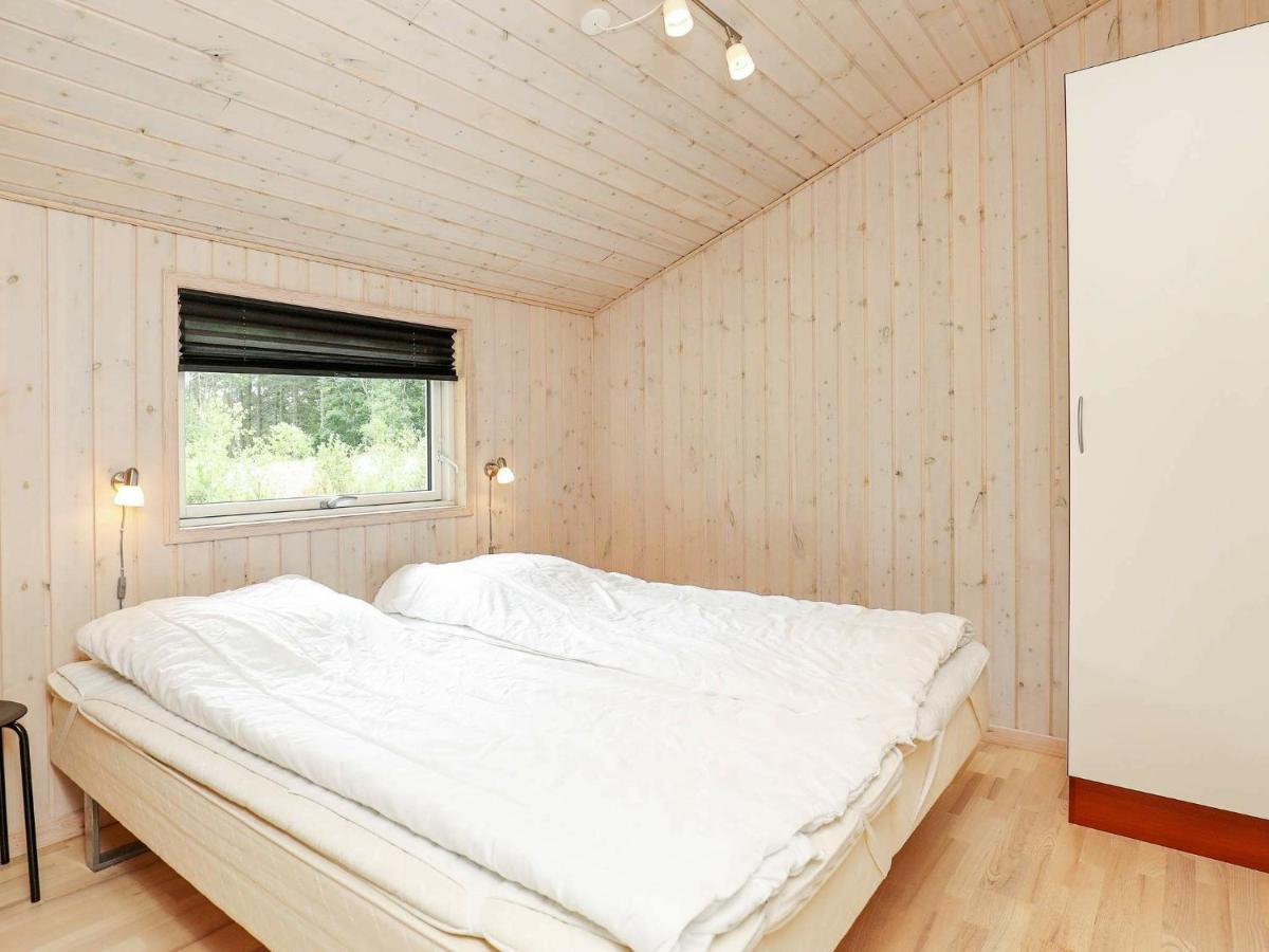 8 Person Holiday Home In Hals Eksteriør billede