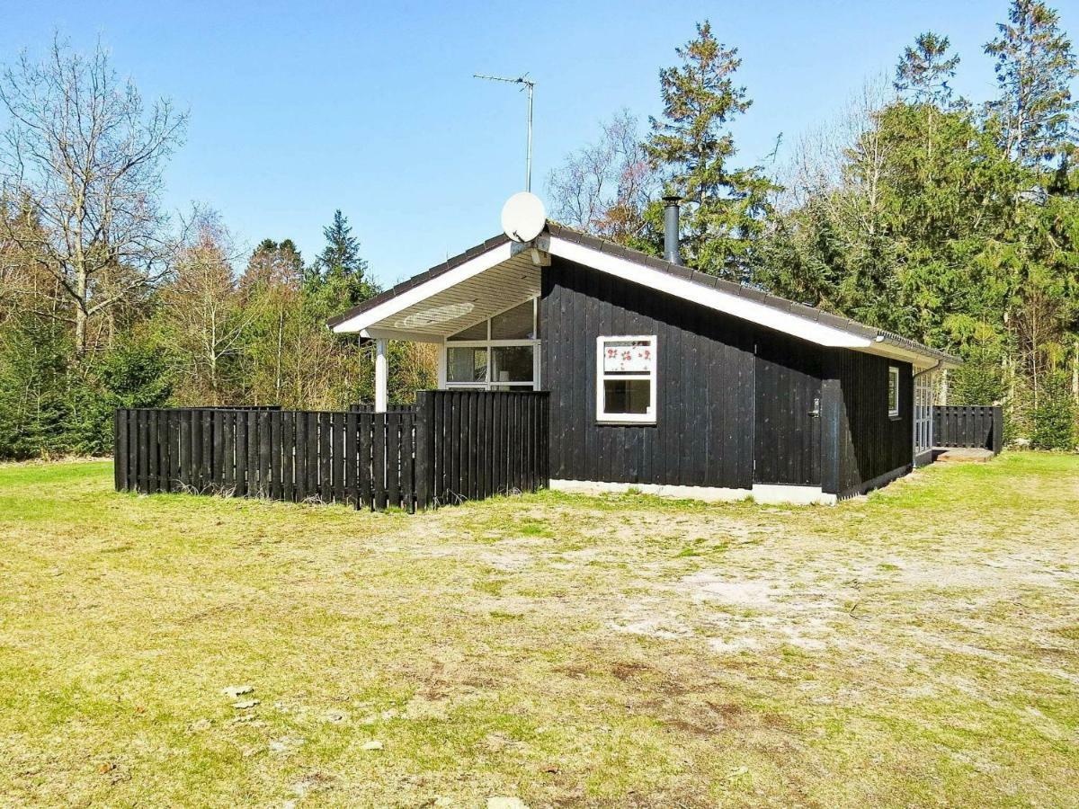 8 Person Holiday Home In Hals Eksteriør billede
