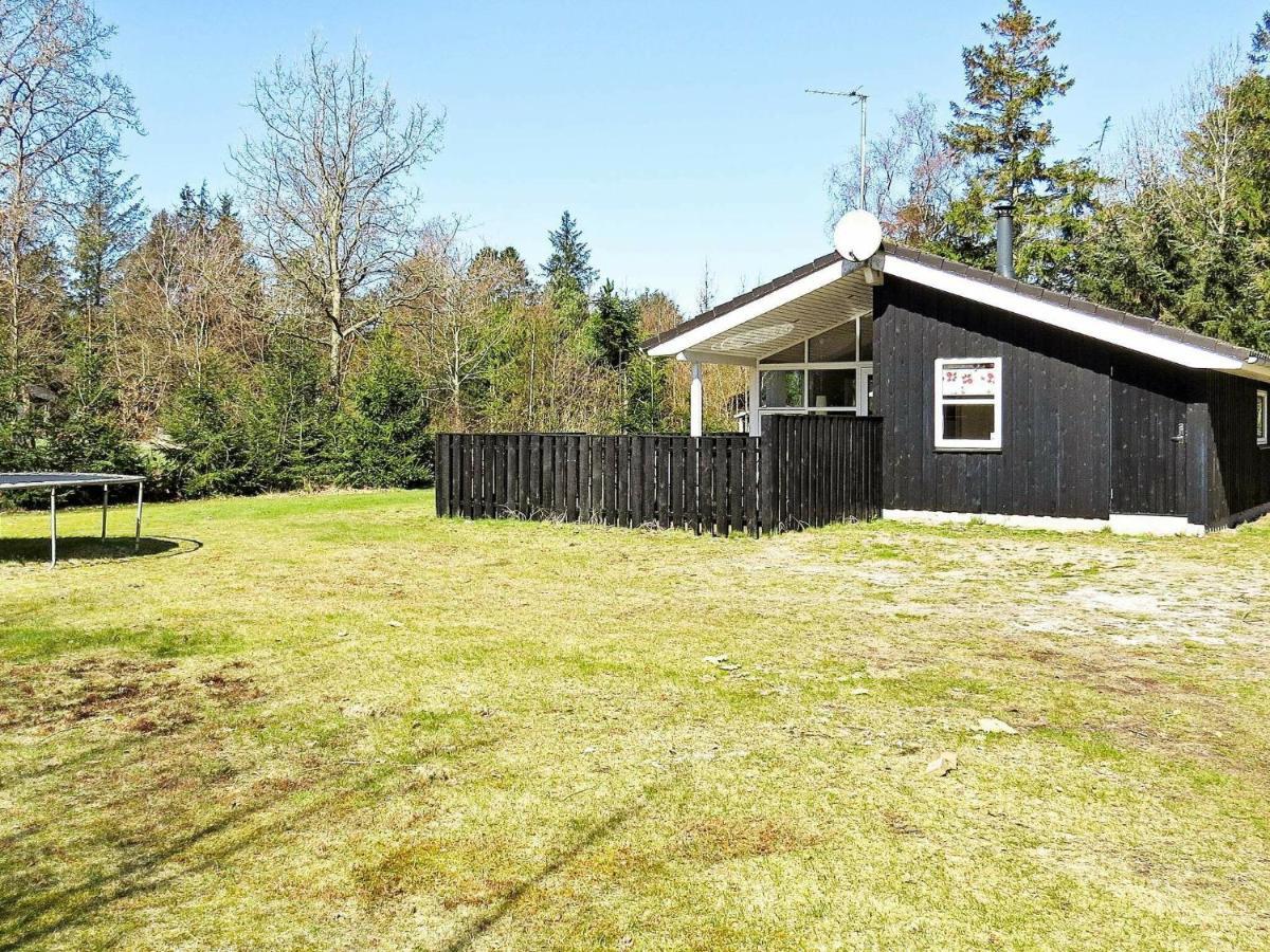 8 Person Holiday Home In Hals Eksteriør billede